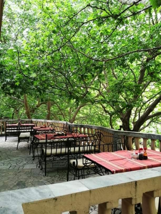Hotel Restaurant Merina Kresna Luaran gambar